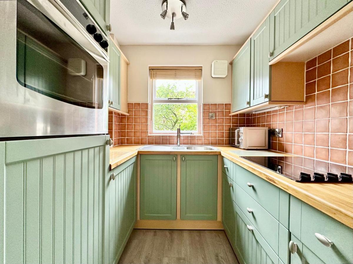 Cherry Blossom Cottage York Buitenkant foto