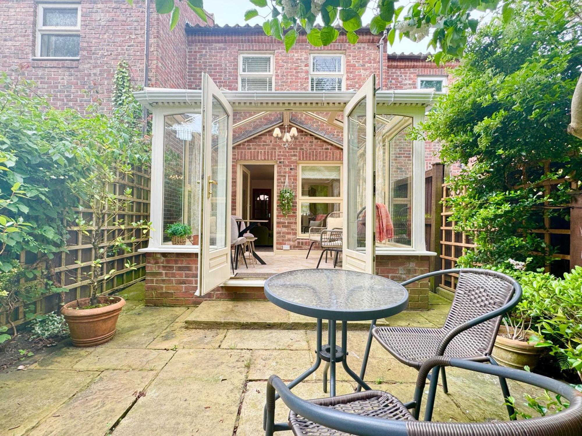 Cherry Blossom Cottage York Buitenkant foto